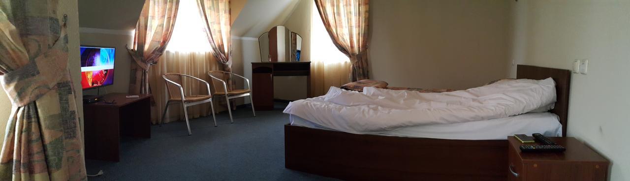 Samshit 555 Hotel Otsjamtsjyre Buitenkant foto